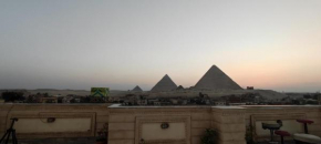 Fatima pyramids inn